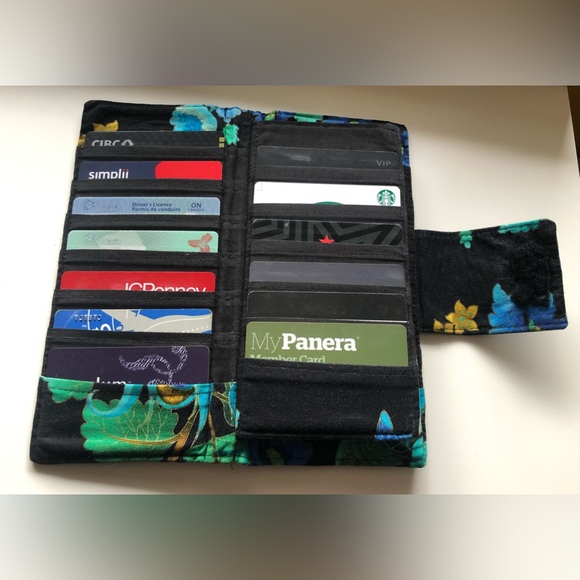 Women’s wallet / Credit card holder / Card organizer in peacock theme - Picture 7 of 16